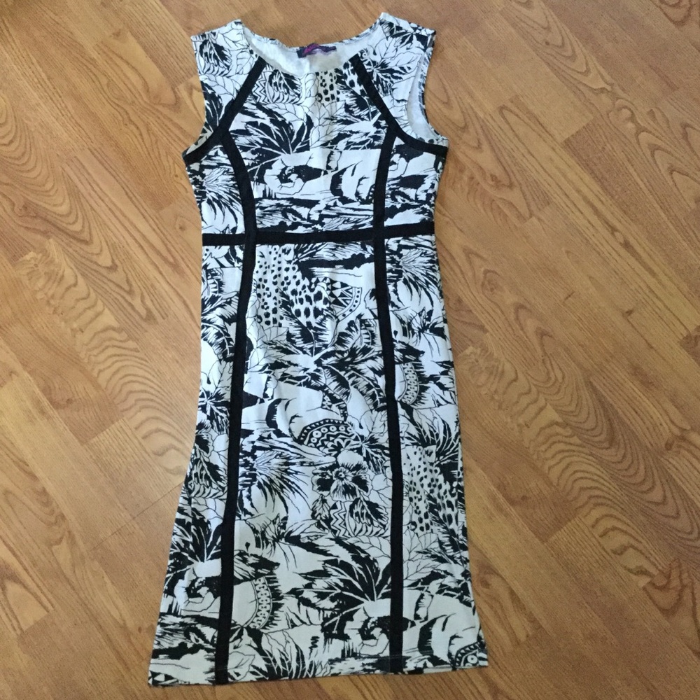 Modcloth Pencil style dress. Medium, VGUC